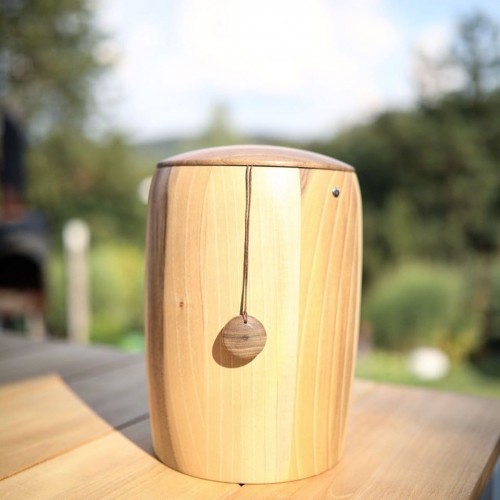 Natural Woodland Walnut Cremation Ashes Urn inc FREE corresponding Chain to Always be with You